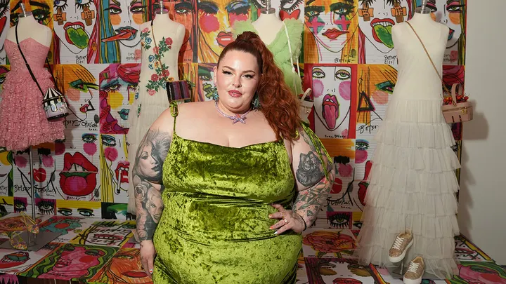 Tess Holliday claims United flight attendant told her to lose weight